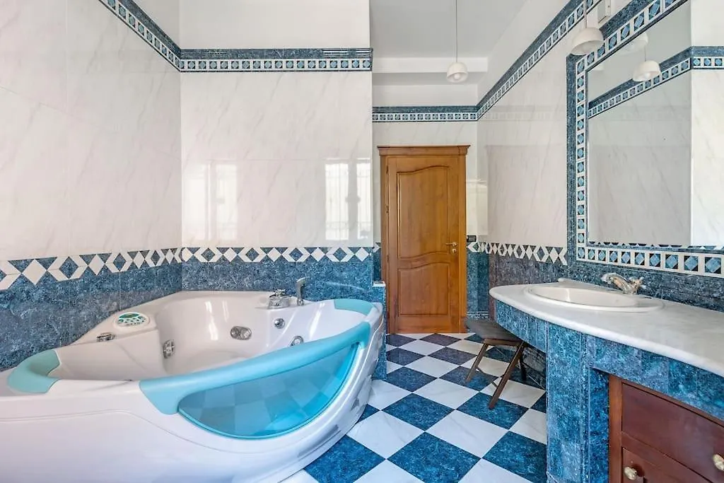 Porta Maggiore Sant Orsola Family House Bologna 0*,  Italy